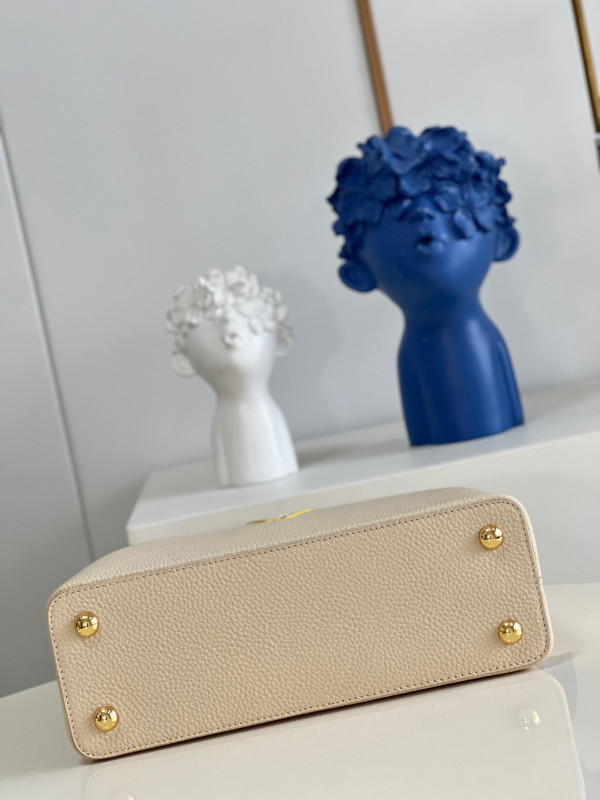 l0*is V*t0n capucines mm