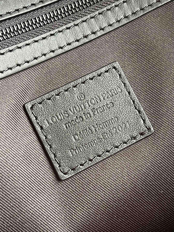 l0*is V*t0n keepall bandouliÈre 50