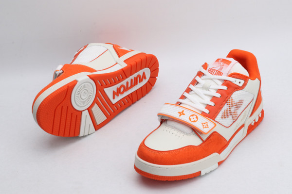 l0*is V*t0n trainer sneaker