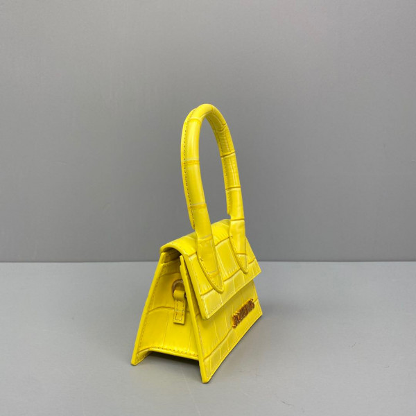 JACQUEMUS Le Chiquito Mini Bag