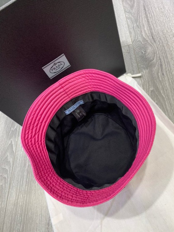 Pra*a nylon bucket hat