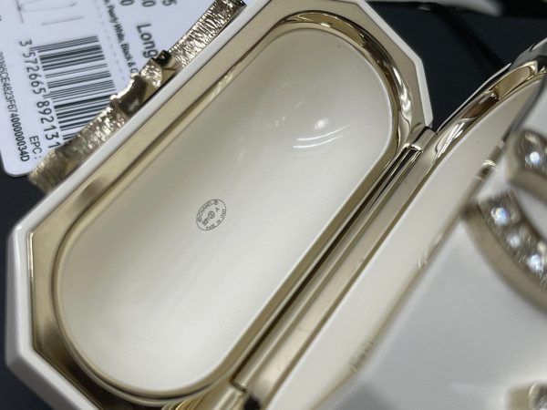 CL AIRPODS CASE PRO NECKLACE