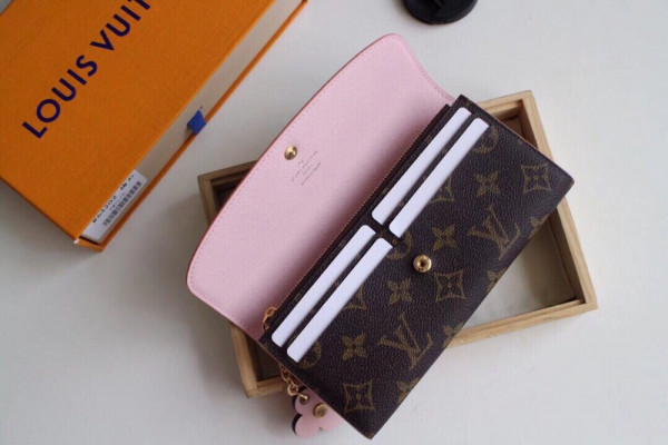 l0*is V*t0n emilie wallet