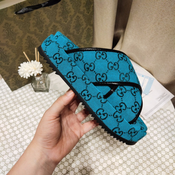 G*u*i gg multicolor platform sandal