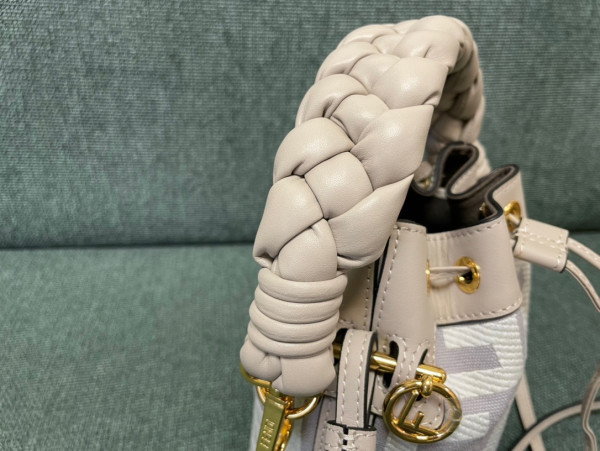 F**di mon tresor-12*18*10cm