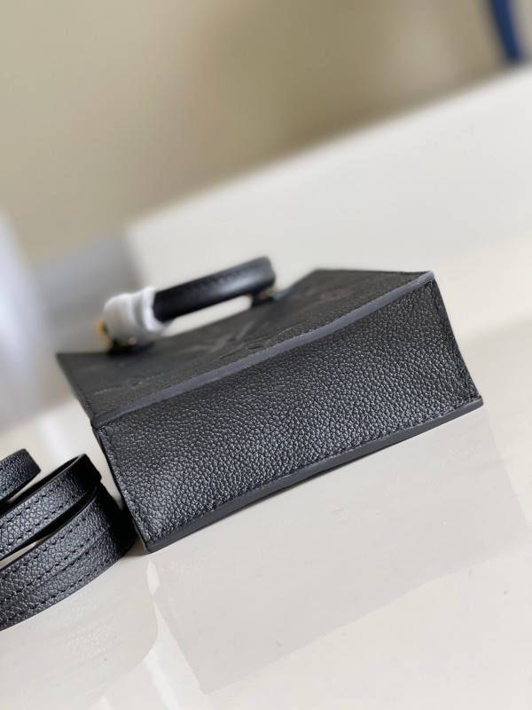 l0*is V*t0n petit sac plat