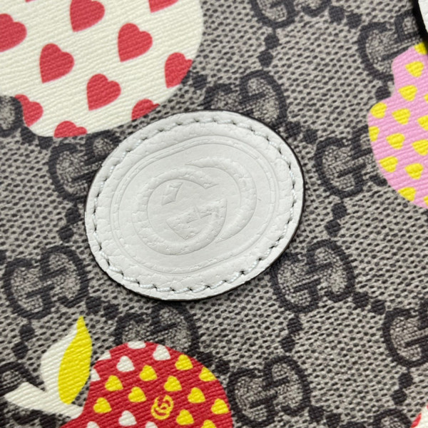 G*u*i gg small tote bag