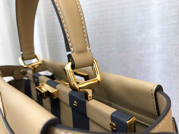 F**di medium peekaboo-26-33-12cm