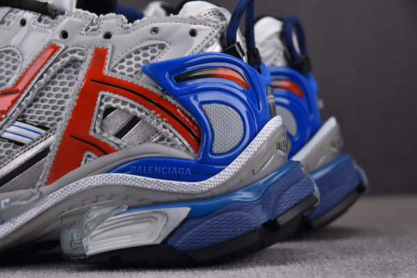 Ba*len*cia*ga runner