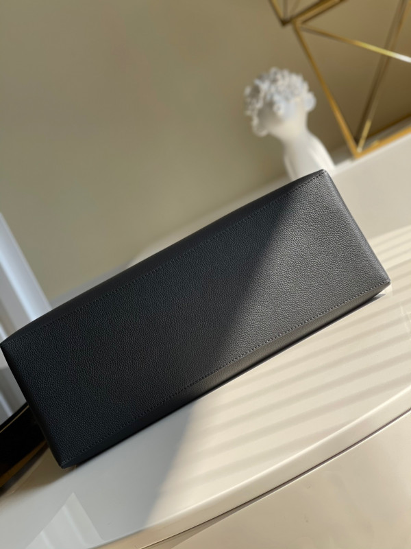 l0*is V*t0n lockme shopper