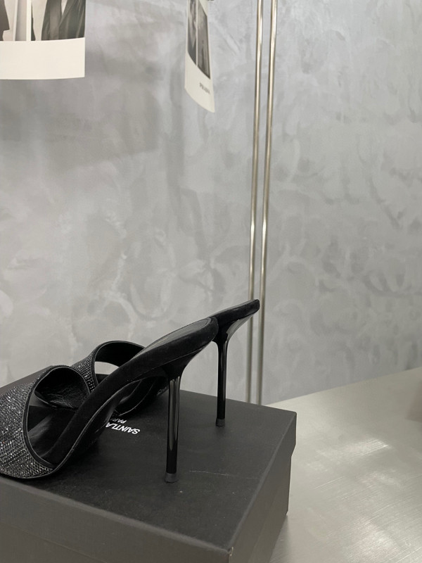 Y*L lucking evening mule