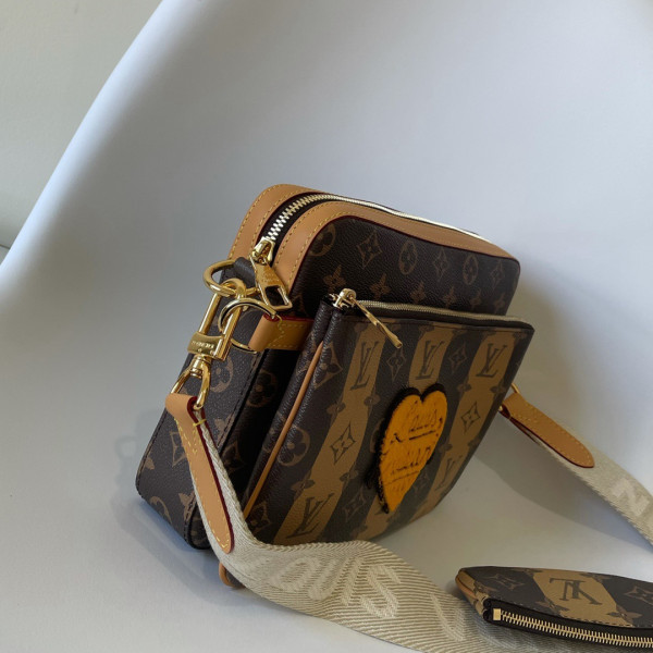 l0*is V*t0n trio messenger