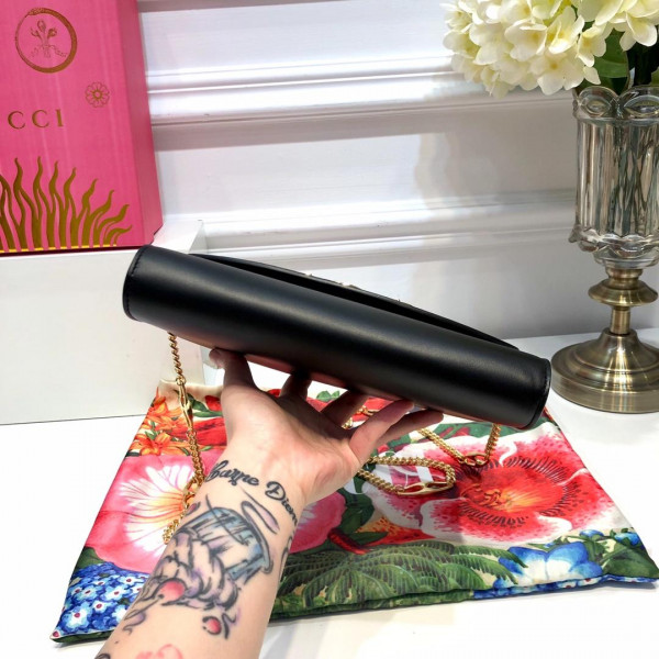 G*u*i zumi smooth leather small shoulder bag