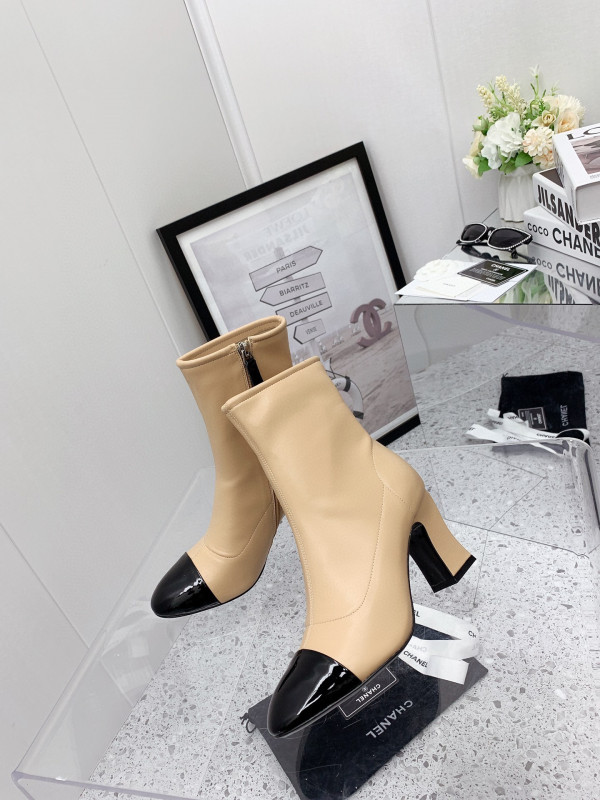 CL ANKLE BOOTS
