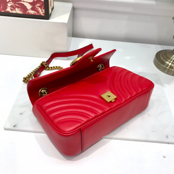 G*u*i gg marmont 26cm