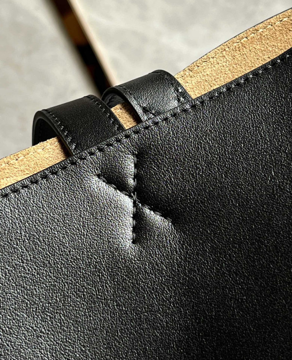 Lowee XL Puzzle Fold Tote in shiny calfskin - 42*41*18cm