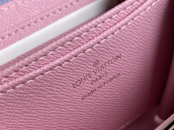 l0*is V*t0n zippy coin purse