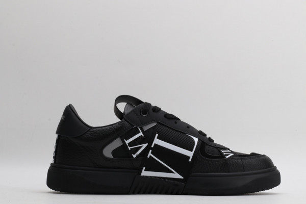 VALENTINO VL7N SNEAKER