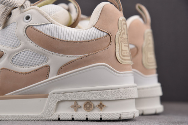 l0*is V*t0n sneakers