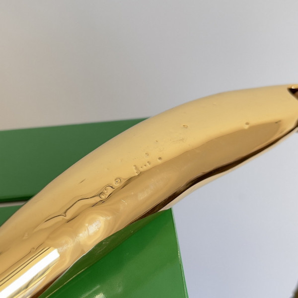 bo*te*ga Ve*ne*ta classic sardine top handle bag