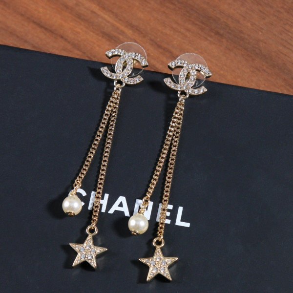 CL EARRINGS