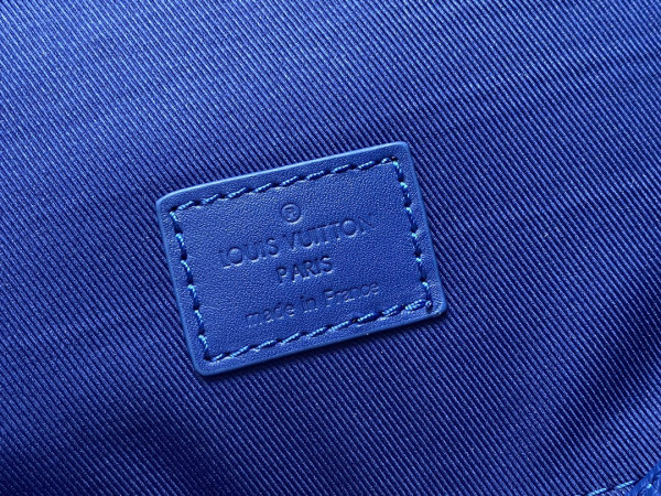 l0*is V*t0n christopher pm