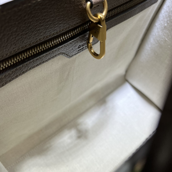 G*u*i gg small tote bag