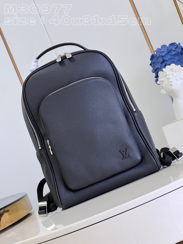 l0*is V*t0n avenue backpack