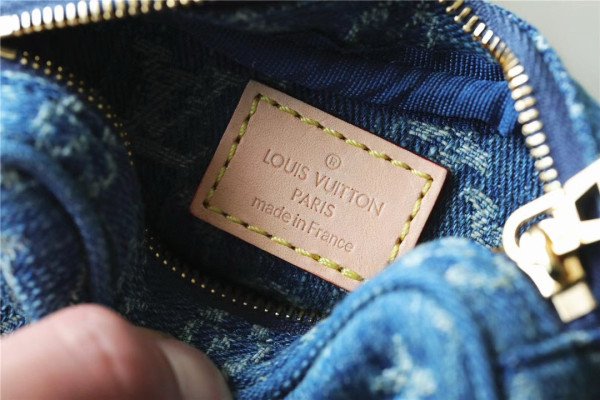 l0*is V*t0n croissant mm