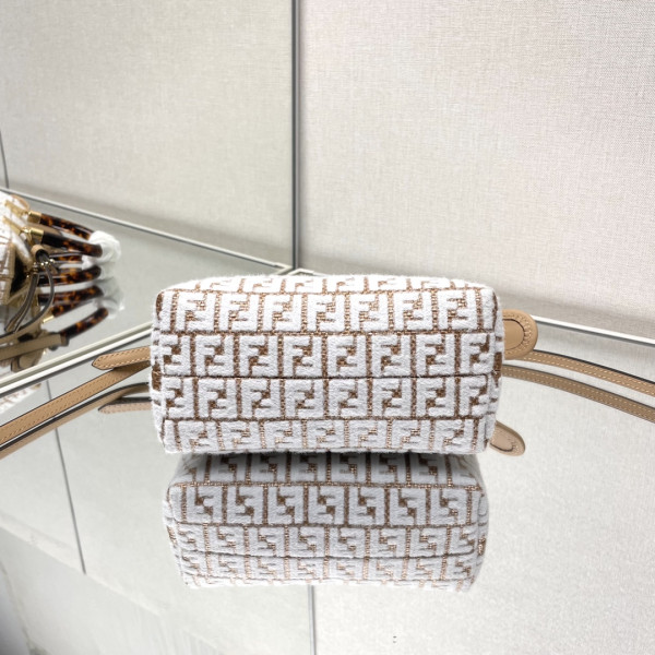 F**di by the way medium-17x18x8cm