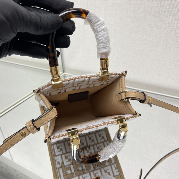 F**di mini sunshine shopper-13-18-6.5cm