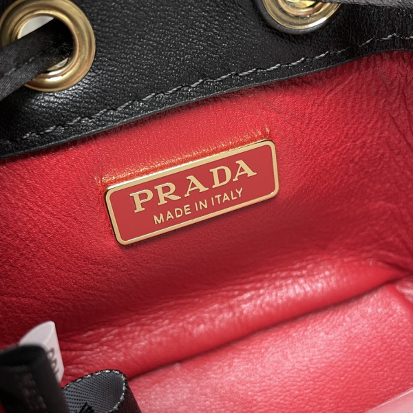 Pra*a  shearling bucket bag-9-9-6cm