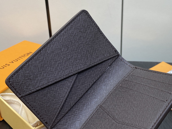 l0*is V*t0n pocket organizer-7.5*11.1*1 cm