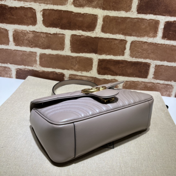 G*u*i gg marmont 26cm