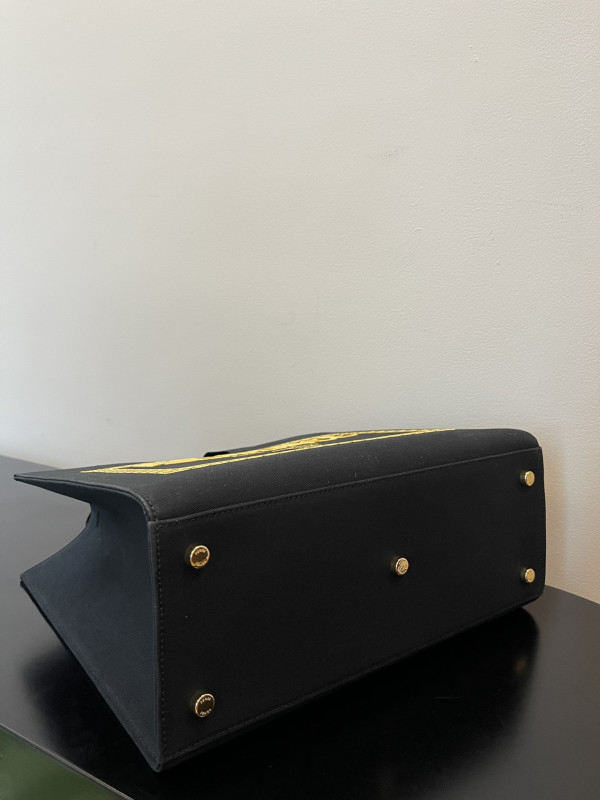 F**di sunshine medium-35*17*31cm