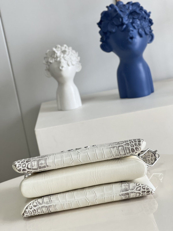 l0*is V*t0n coussin pm-26*20*12cm