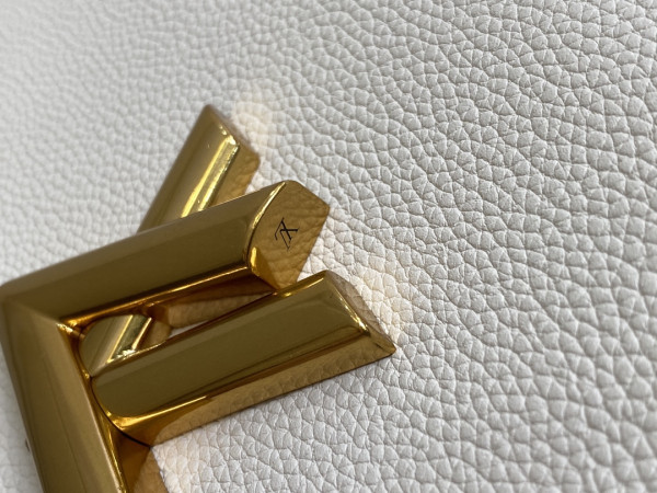 l0*is V*t0n soft twist-27*19*9cm