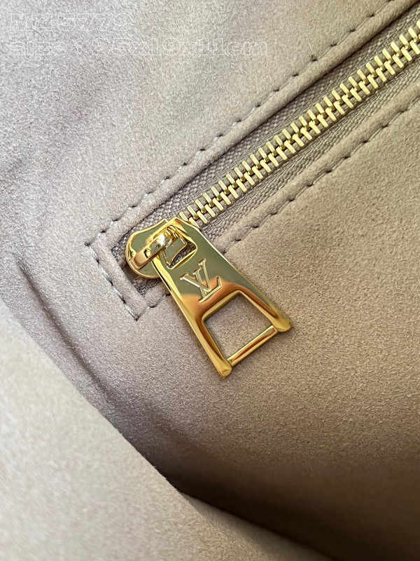 l0*is V*t0n onthego pm