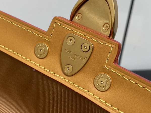 l0*is V*t0n soul trunk-19*15*7cm