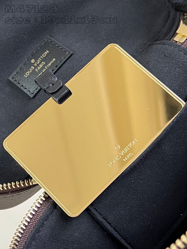 l0*is V*t0n vanity pm