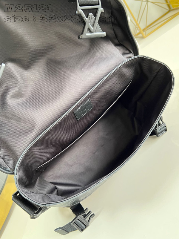 l0*is V*t0n messenger voyager pm-33*22.5*11cm