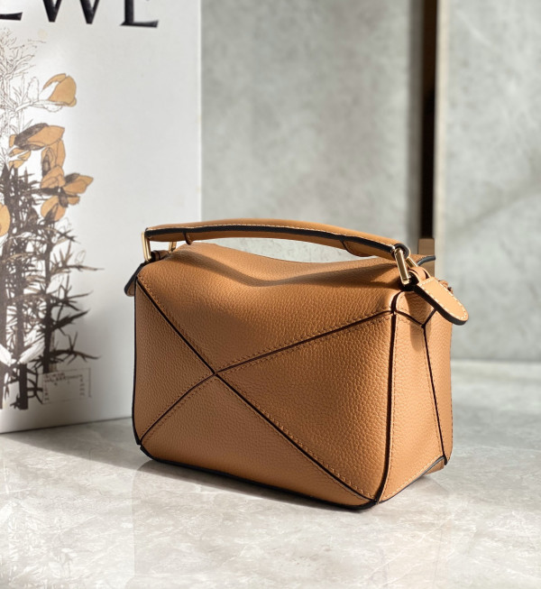 LOWEE PUZZLE BAG-18*12*7.5CM