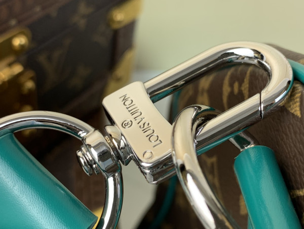 l0*is V*t0n keepall bandouliÈre 50