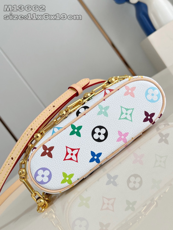 l0*is V*t0n vanity pouch-19 x 11.5 x 6.5 cm