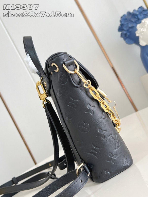 l0*is V*t0n coussin backpack-20*7.5*15cm