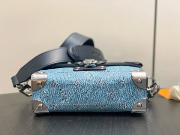 l0*is V*t0n soul trunk-19*15*7cm