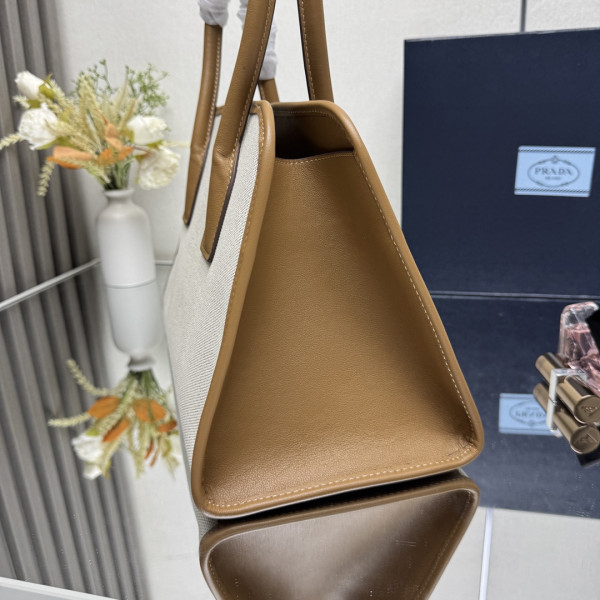 Pra*a medium linen blend and leather tote bag - 35*22.5*18cm