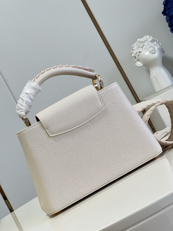 l0*is V*t0n capucines bb