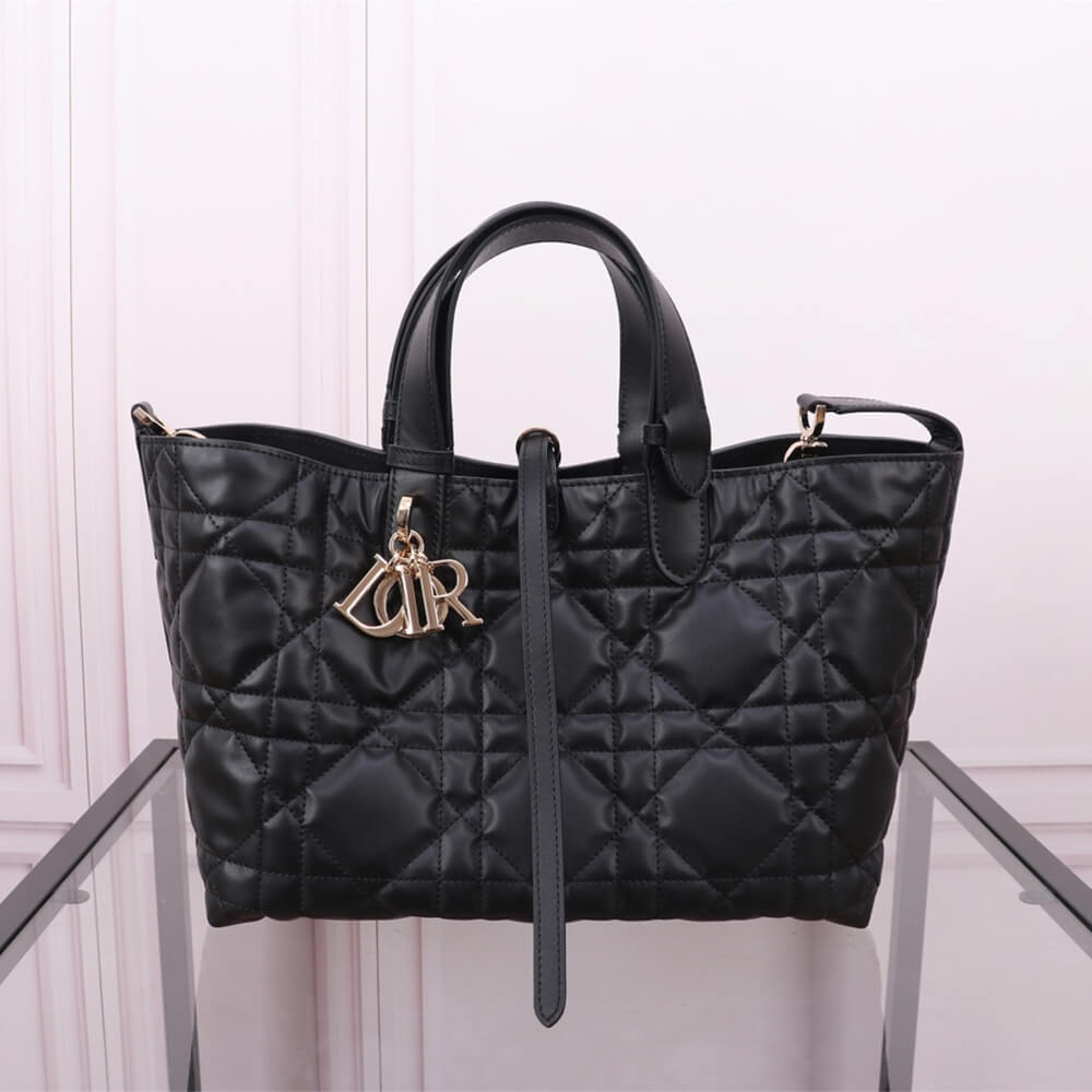 medium D*or toujours bag