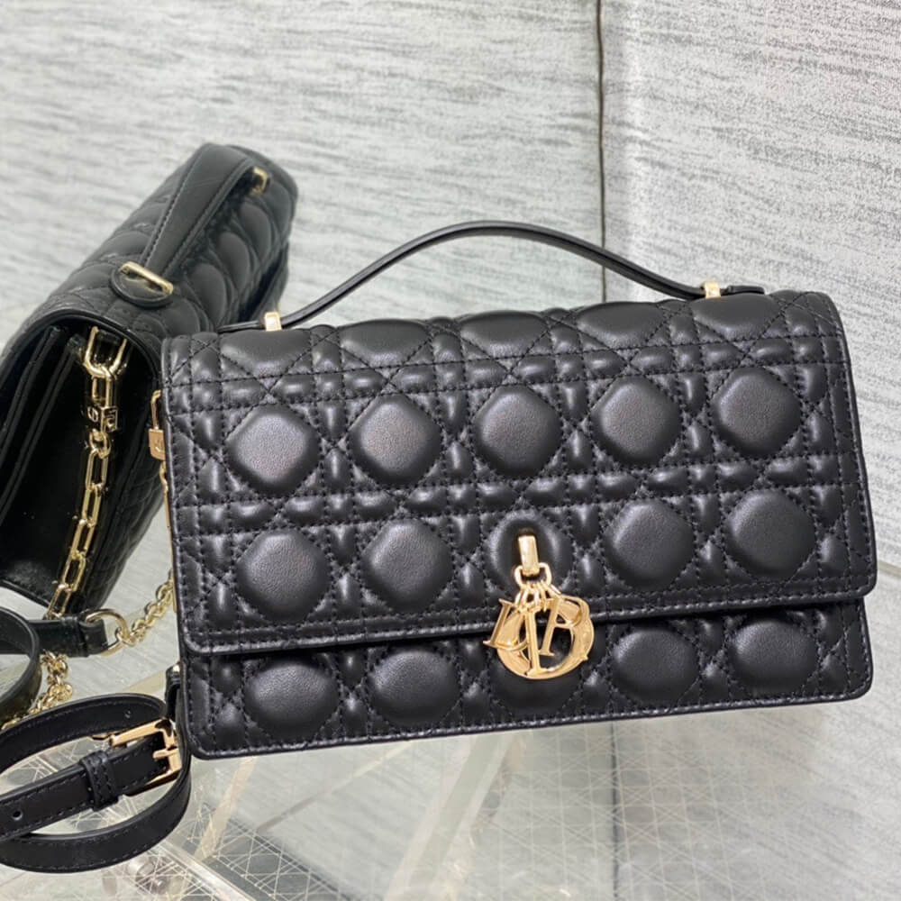 miss D*or top handle bag